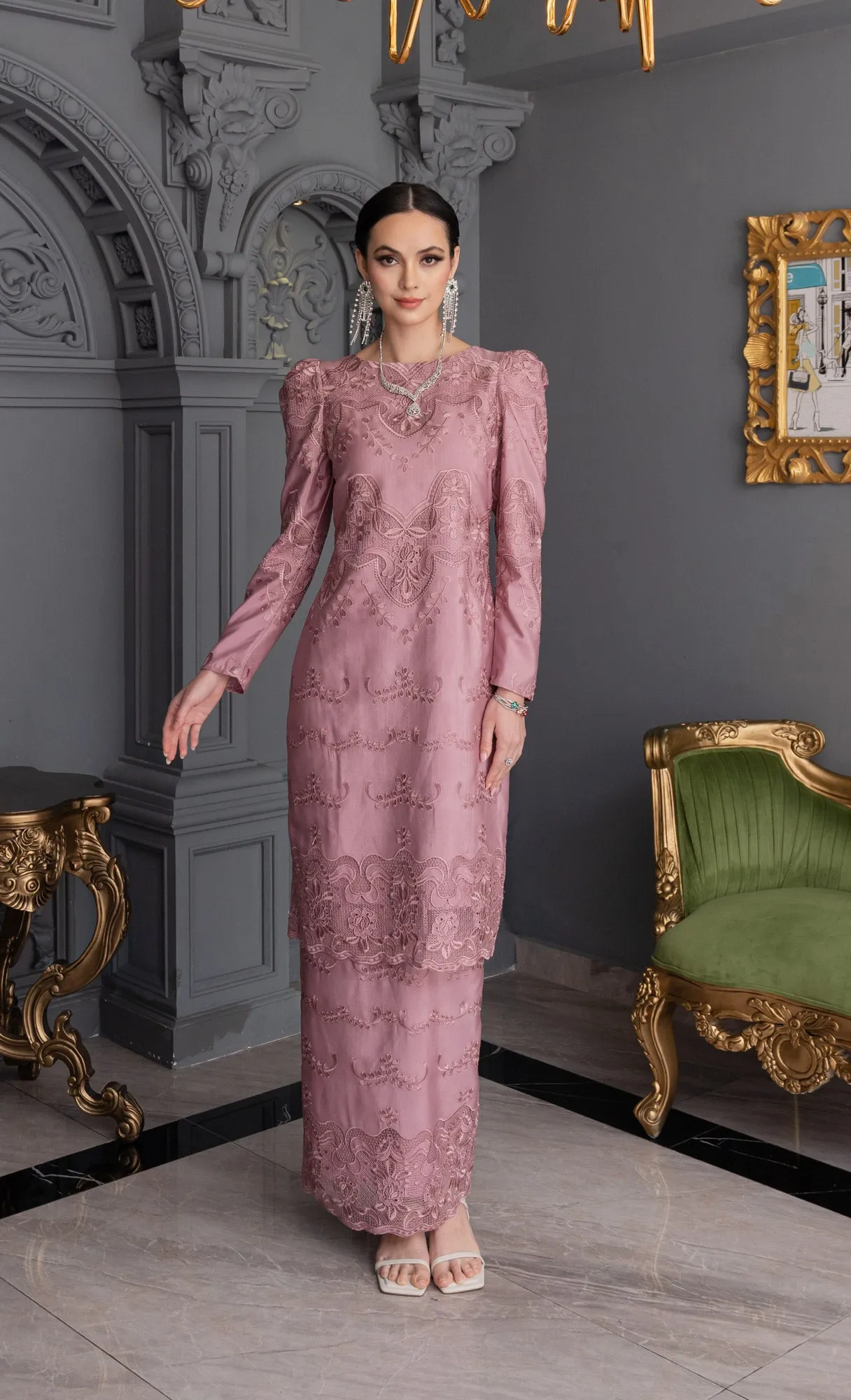 Debonair Kurung in Ash Rose
