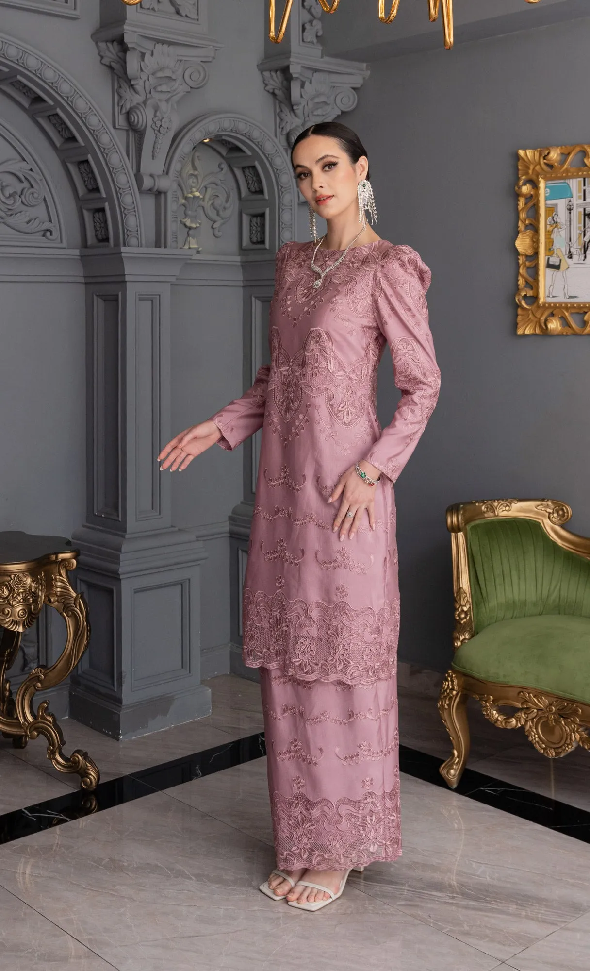 Debonair Kurung in Ash Rose