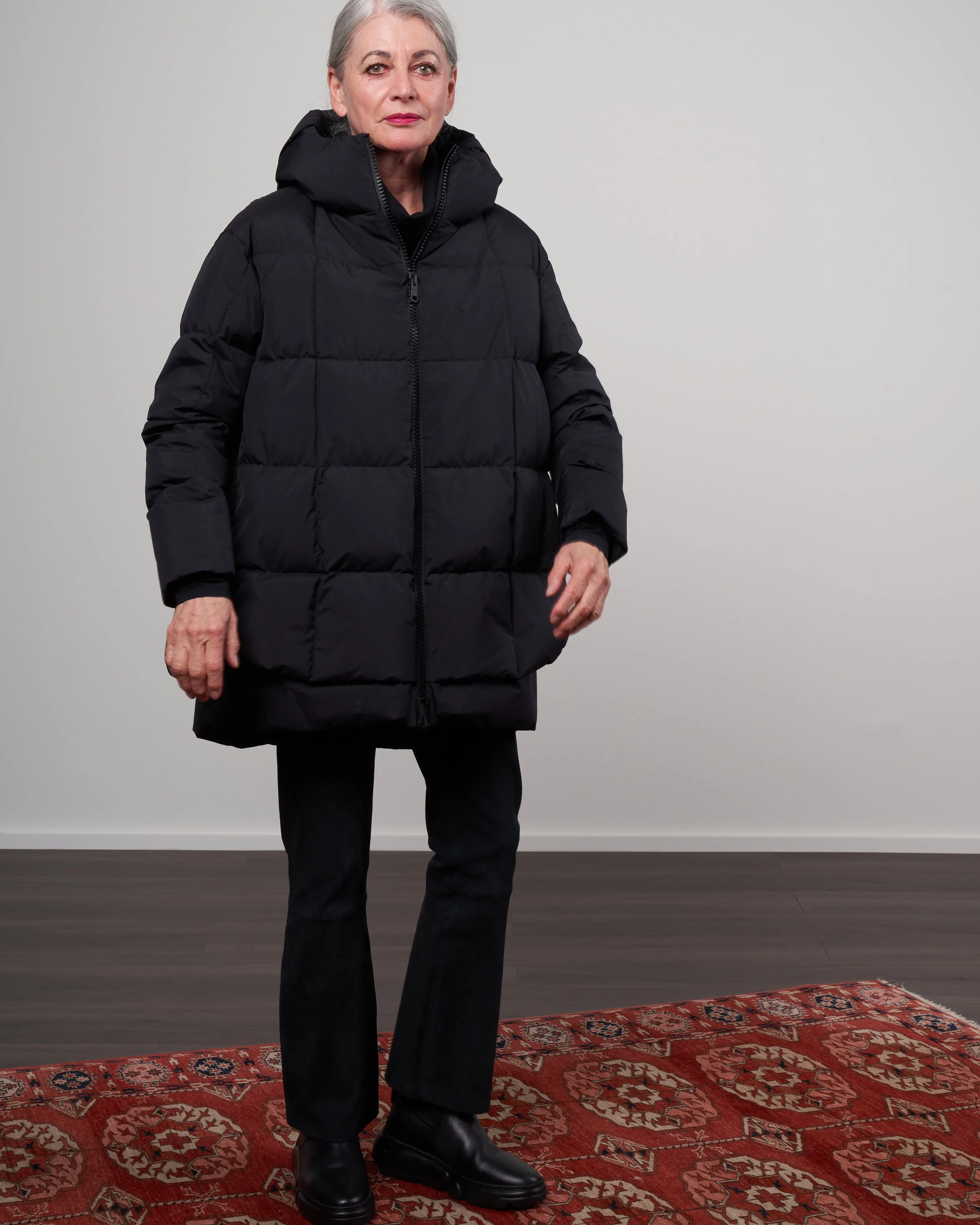 goretex windstopper grid double quilted coat w/ fixed hood - nero 9300