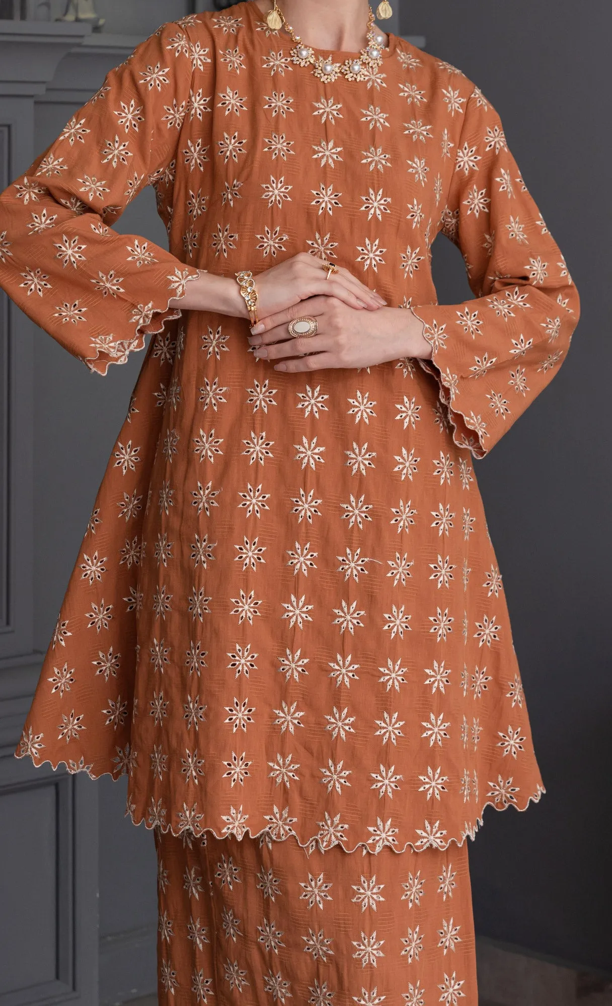Reborn Kurung Riau in Amber Brown
